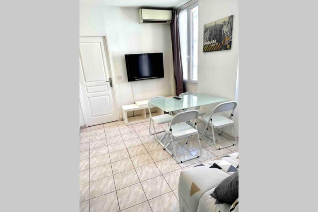 Bel Appartement - Hyper Centre - 2 Pieces Кан Екстериор снимка
